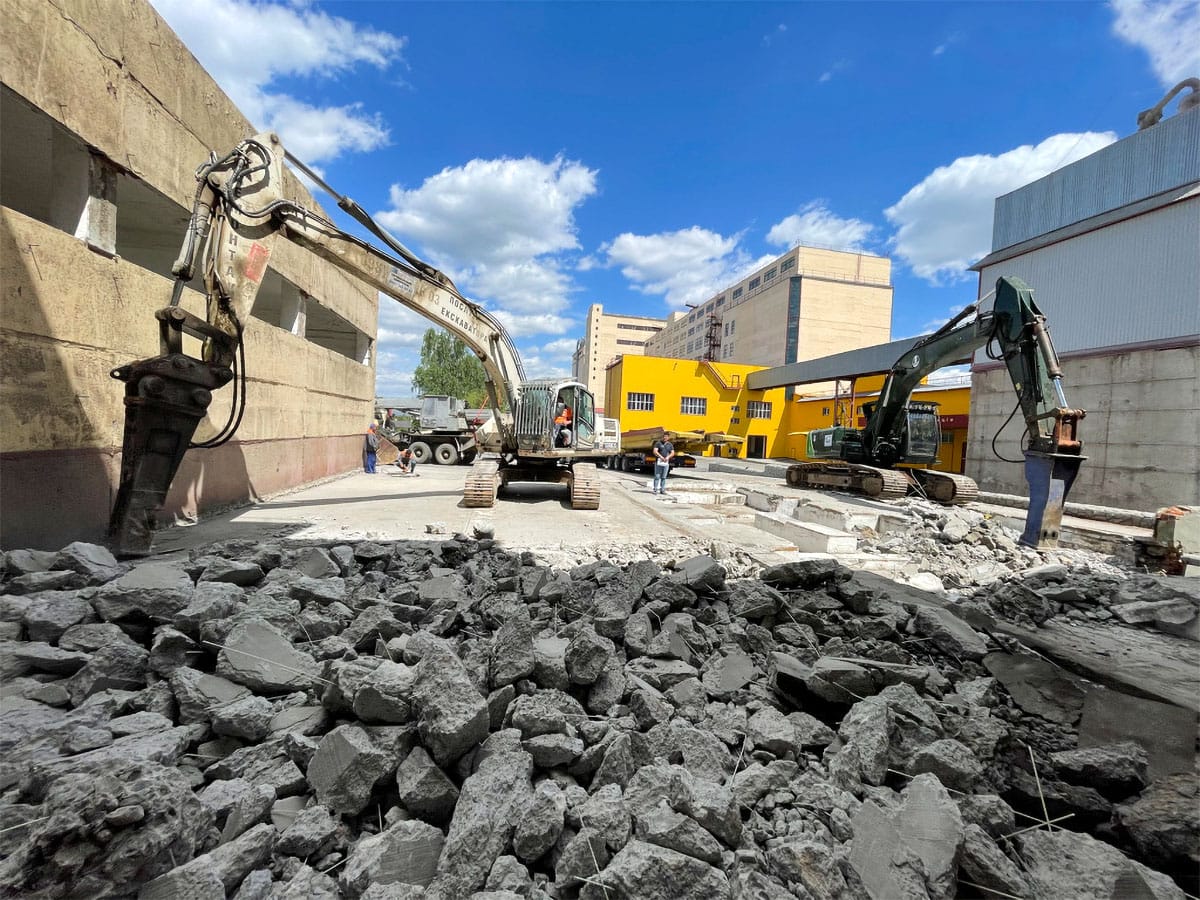 Демонтаж на Дунаєвецькому елеваторі