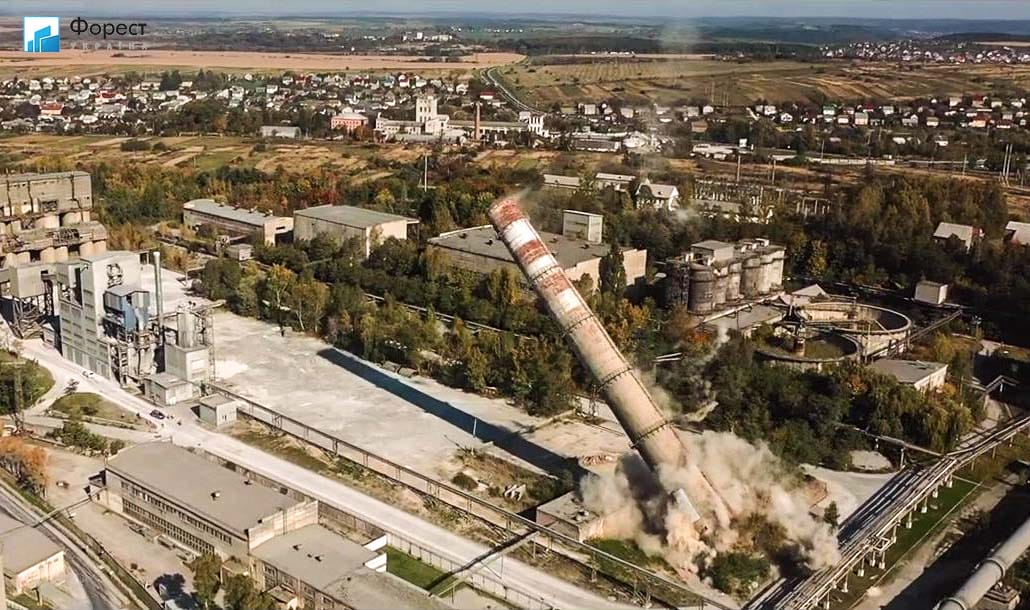 Демонтаж димових труб безпечно та надійно