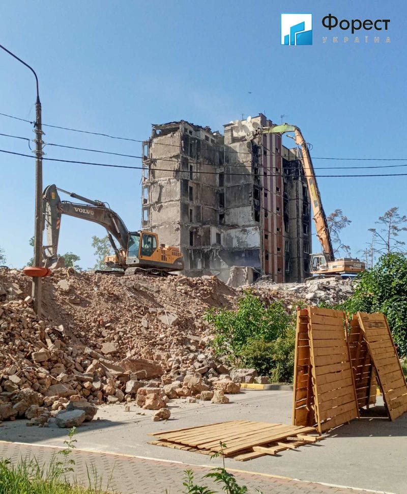 Демонтаж 9-ти поверхових будинків