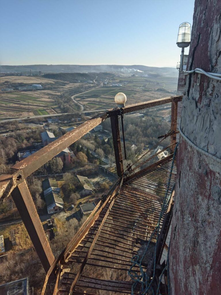 Чому виникає потреба в демонтажі висотних будівель?