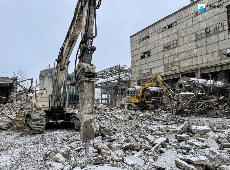 Як вибрати підрядника для демонтажу бетону: ключові критерії та запитання